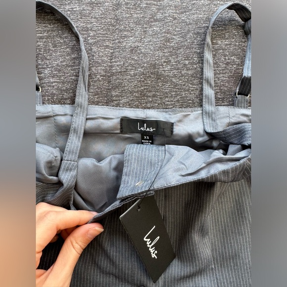 NWT Lulus grey pinstripe set - Picture 7 of 7